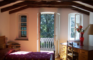 Accomodation